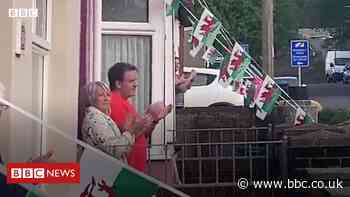 Coronavirus: NHS clap includes bells, honks and prosthetic leg