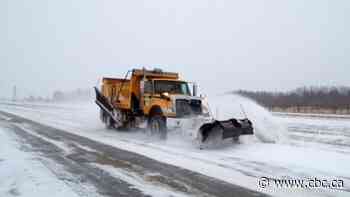 Early spring snowstorm hits communities west of Edmonton - CBC.ca