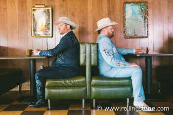 How Randy Rogers and Wade Bowen Sang With Waylon Jennings on Their New Album
