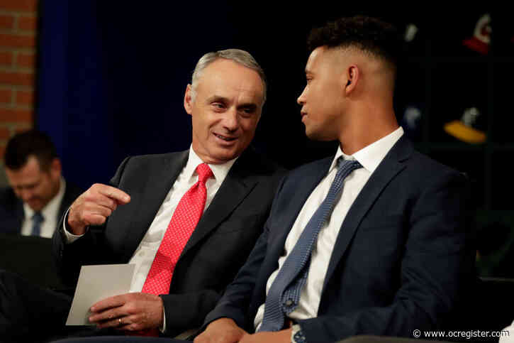 MLB draft cut from 40 rounds to 5 in money-saving move for teams