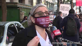 Protestan médicos en Buenos Aires contra recortes salariales en hospitales y clínica, y exigen apoyo contra la pandemia - CNN México.com