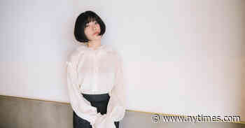 Mieko Kawakami Cracks the Code of Being a Woman in Japan