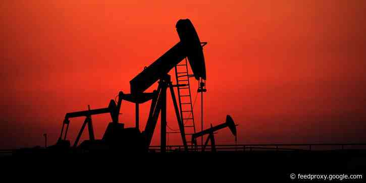 The oil industry is bracing for an onslaught of bankruptcies. Here are the 25 companies Fitch says are most at risk.
