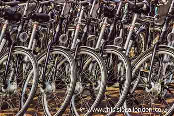 UK government urges more cycling and walking to maintain social distancing