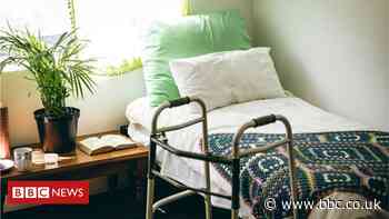 Coronavirus in care homes: Michelle O'Neill calls for 'universal testing'