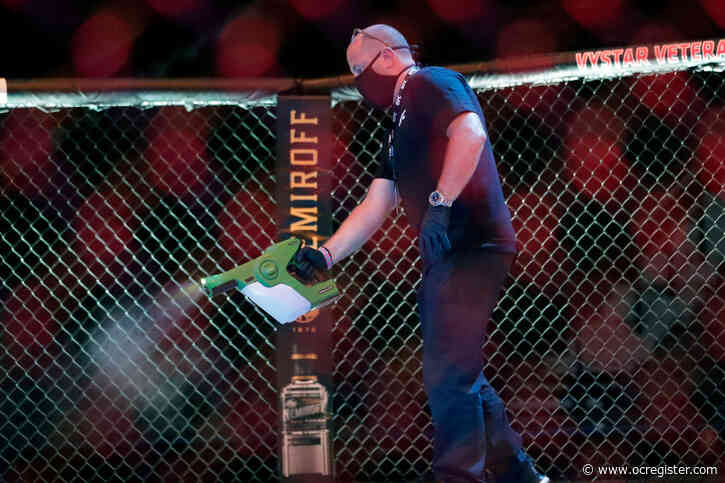 Donald Trump congratulates UFC for restarting sports