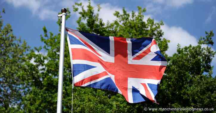 VE Day street party in Warrington under fire after residents were filmed doing 'socially distanced conga' - Manchester Evening News