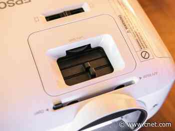 Zoom in on the Epson Home Cinema 2150 projector     - CNET