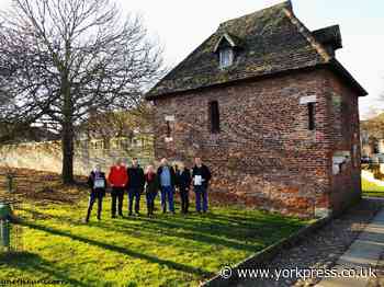 Tributes paid following death of man who brought Red Tower back into use by community