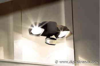 Ring Smart Lighting Solar Floodlight review: Bright choice