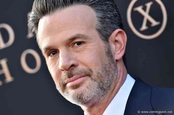 Netflix Wins Simon Kinberg’s Spec Script Here Comes The Flood