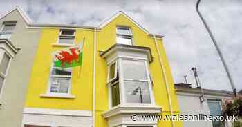 The people wanting to book a big reunion party in Mumbles