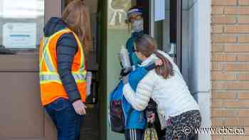 Thousands of students across Quebec returning to school amid coronavirus pandemic