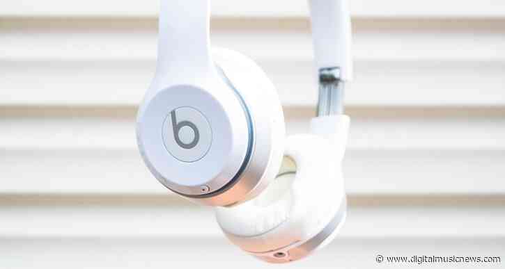 Rumors Suggest Apple’s New Headphones Will Retain ‘AirPods’ Branding – What About Beats?