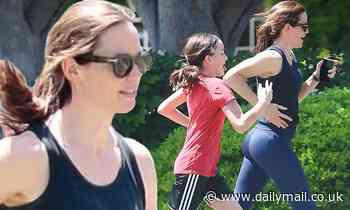 Jennifer Garner shows off her fit physique as she goes on a morning run with Seraphina, 11