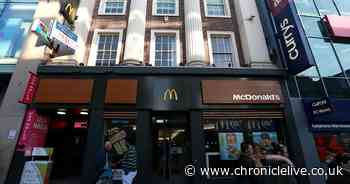 McDonald's sets date to reopen its 900 drive-thru restaurtants