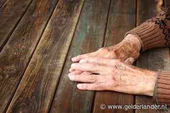 104-jarige man bestolen van 100.000 euro aan spaargeld en AOW