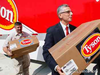 Tyson is incentivizing its truck drivers with a $1,000 bonus — and it shows how desperate Americans are to not lose their meat