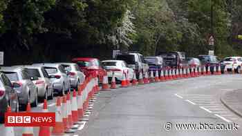 Coronavirus: Drivers queue as Newcastle's tips reopen