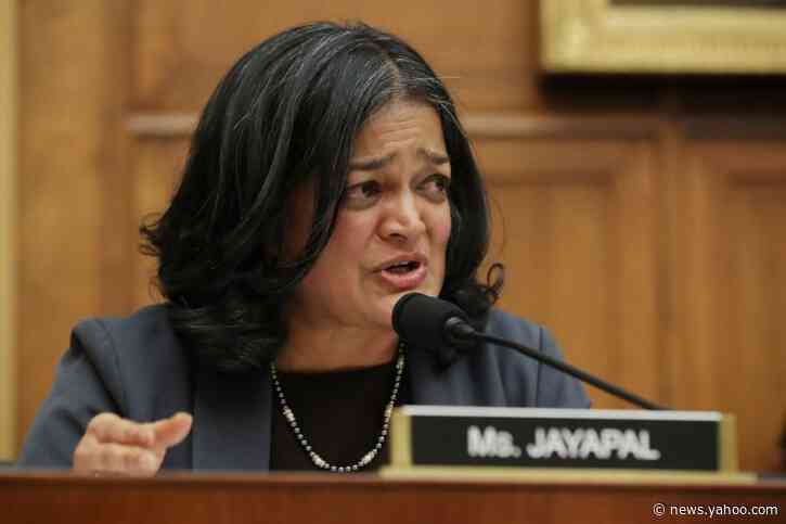 Progressives may block Democrats' coronavirus bill after it leaves out payroll funding for small businesses