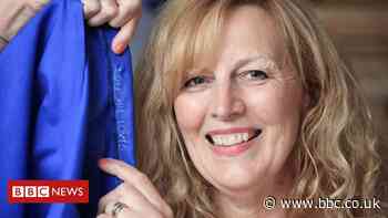 Coronavirus: 'You Are Loved' message sewn into hospital scrubs