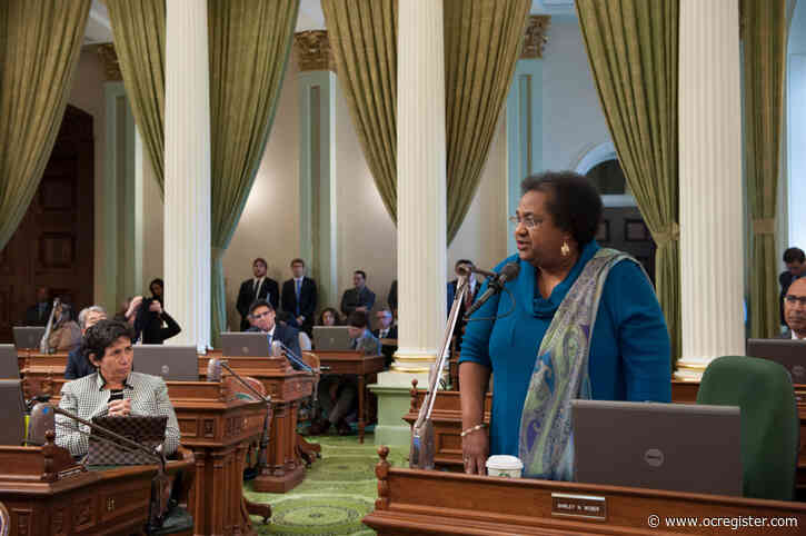 Bill would close an intolerable loophole for schools