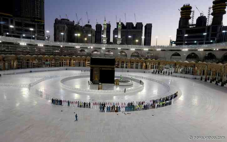 Saudi Arabia to enter full lockdown for five days after Ramadan as coronavirus cases rise