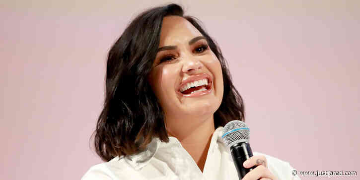 Demi Lovato Reveals Her Little Sister Madison Swears in One of Her Old Songs!