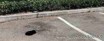 Erba, altra voragine nell'asfalto Tocca al posteggio di Arcellasco - La Provincia di Como