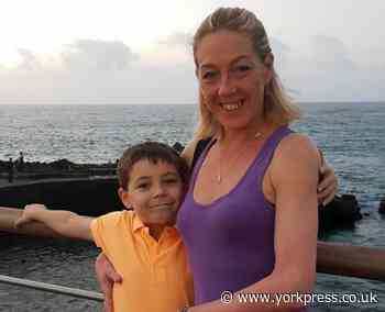 ‘Amazing’ Tracey in bid for Pride award