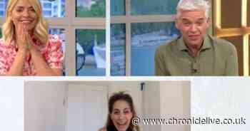 Holly & Phillip shocked as This Morning star gives birth in bath