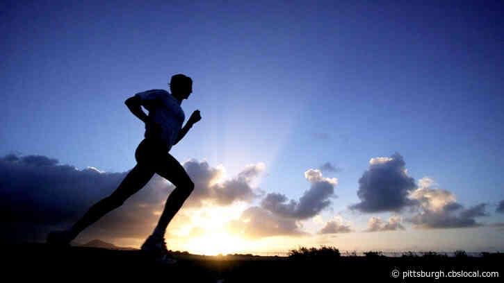 Teacher Running More Than 50 Miles To Visit Each Student At Their Homes