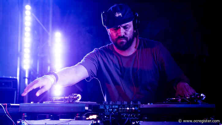 KROQ 106.7 FM launches ‘Alternalido,’ a new Latin alternative radio show