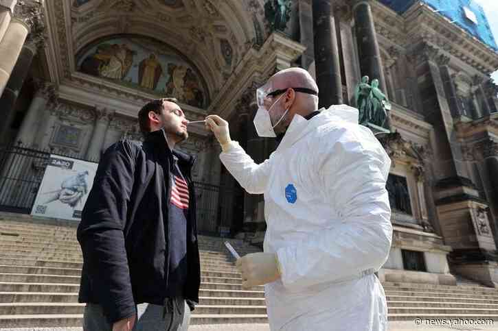 German coronavirus reproduction rate remains below critical threshold