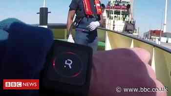 Wristband helps workers maintain social distancing