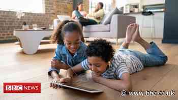 UK average broadband speeds up despite lockdown wobble