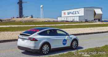 NASA astronauts say goodbye, Astro Van, hello, Tesla Model X     - CNET