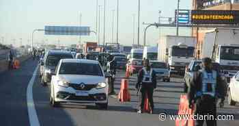 Coronavirus en Argentina: vuelven los peajes a la autopista Buenos Aires-La Plata y a la autovía 2 - Clarín