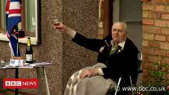 WW2 veteran Harry Hill celebrates 100th birthday in lockdown