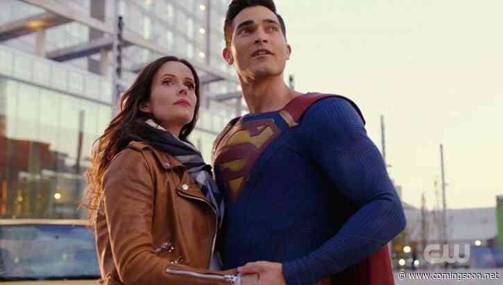 Superman & Lois Debuts First Poster and Synopsis