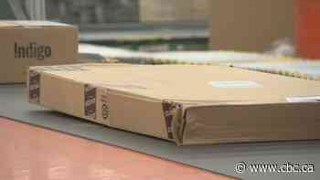 Different pay methods for urban vs. rural deliveries unfair, says Canada Post union