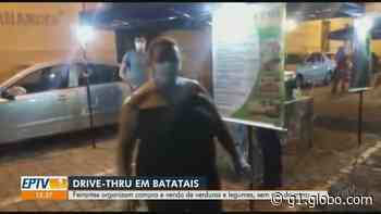 Feirantes de Batatais atendem clientes por 'drive-thru' em frente a antiga estação de trem - G1