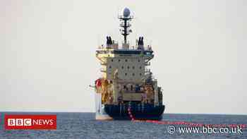 Facebook to build internet cable 'circumference of Earth'