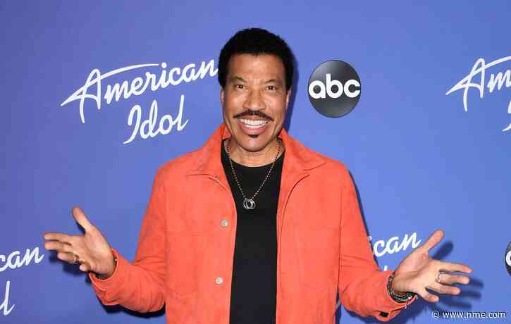 Lionel Richie is remaking ‘We Are The World’ with former ‘American Idol’ contestants