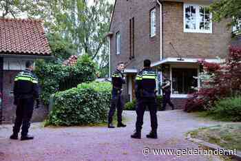 Collectanten achterna gezeten door bewoner met mes