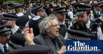 Piers Corbyn among those arrested at Hyde Park anti-lockdown protest – video