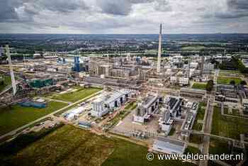 Twee branden op industrieterrein met chemische bedrijven in Geleen