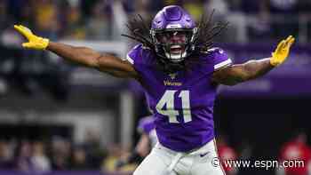 Source: Vikings' Harris signs franchise tender