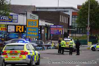 Murder investigation and manhunt launched after 19-year-old killed in shooting