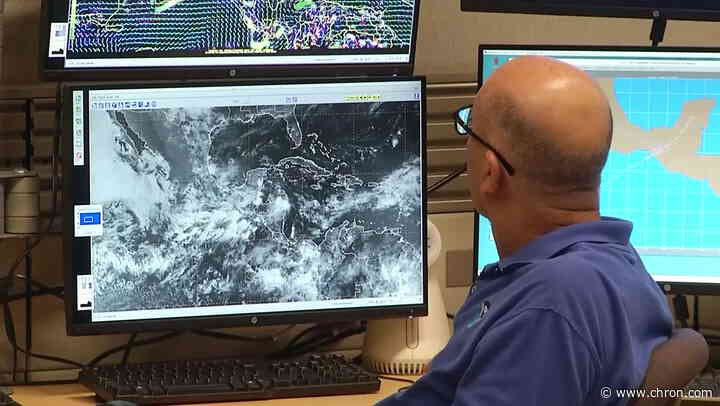 Tropical Storm Arthur inches closer to U.S. East Coast